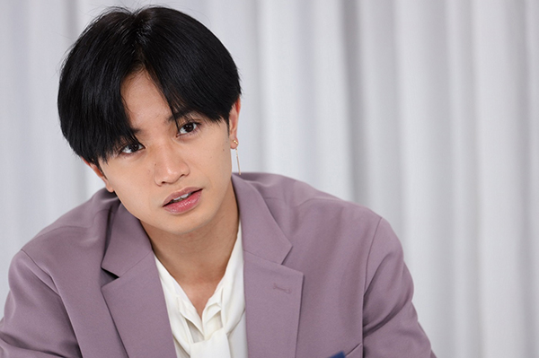 【芸能】Sexy Zone中島健人&松本穂香『桜のような僕の恋人』デート写真が一挙公開