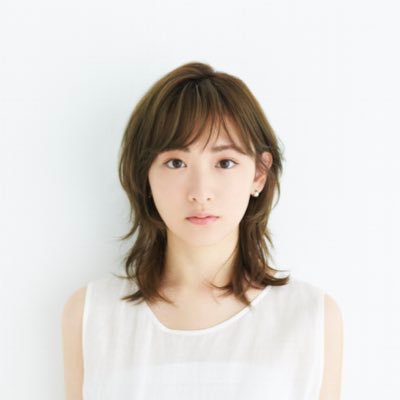 【ドラマ】『真犯人フラグ』生駒里奈が手錠ショットを公開!!!