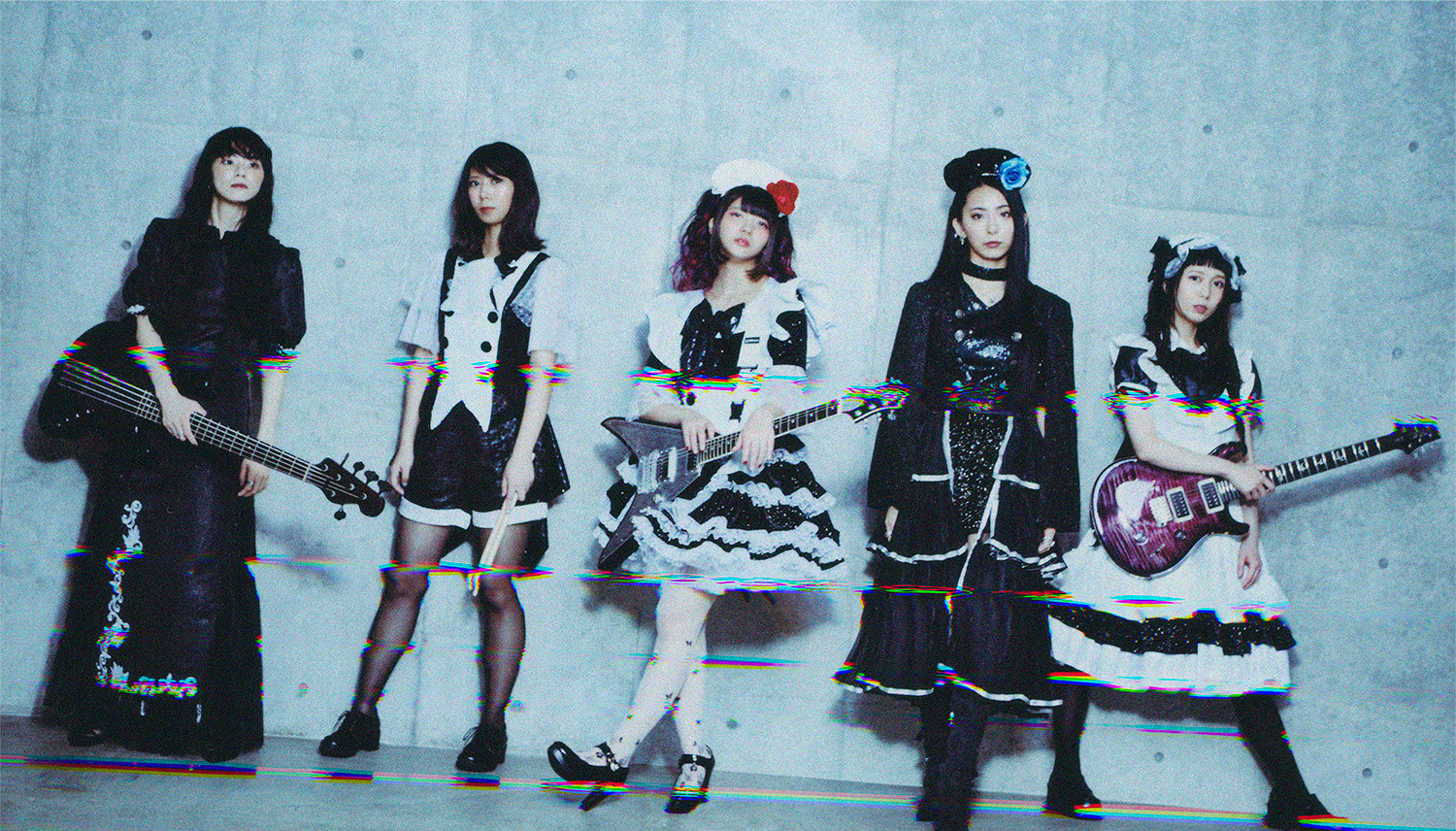 【BAND-MAID】小鳩ミク&SAIKI、YOSHIKI CHANNELに2月25日出演決定!